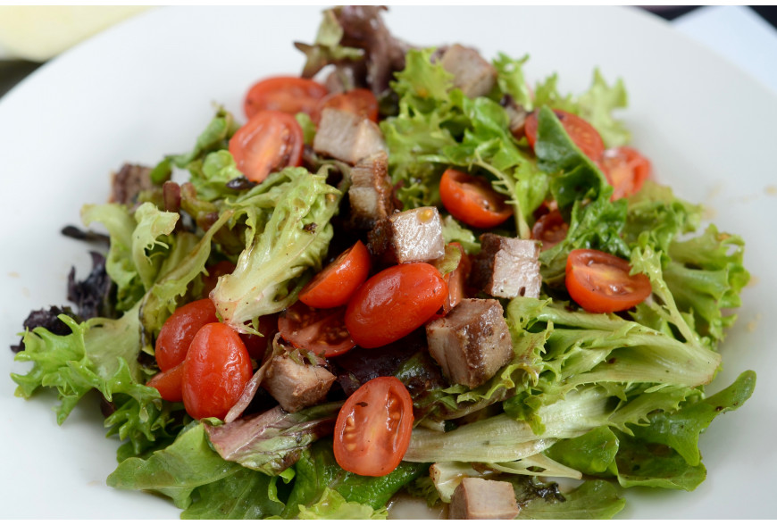ENSALADA DE POLLO CON SALSA DE MIEL